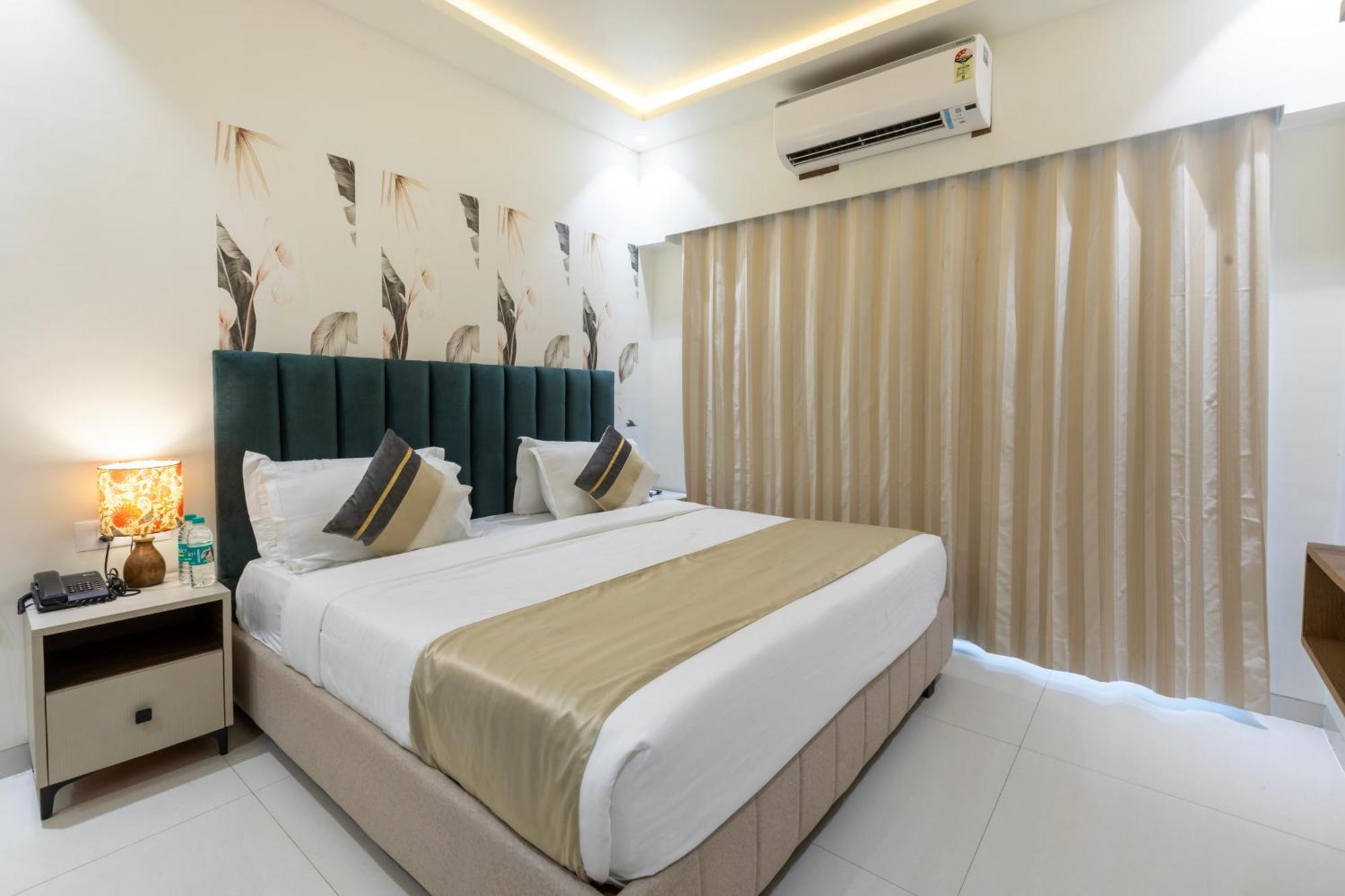 The Orion Premium Suites Мумбаи Экстерьер фото