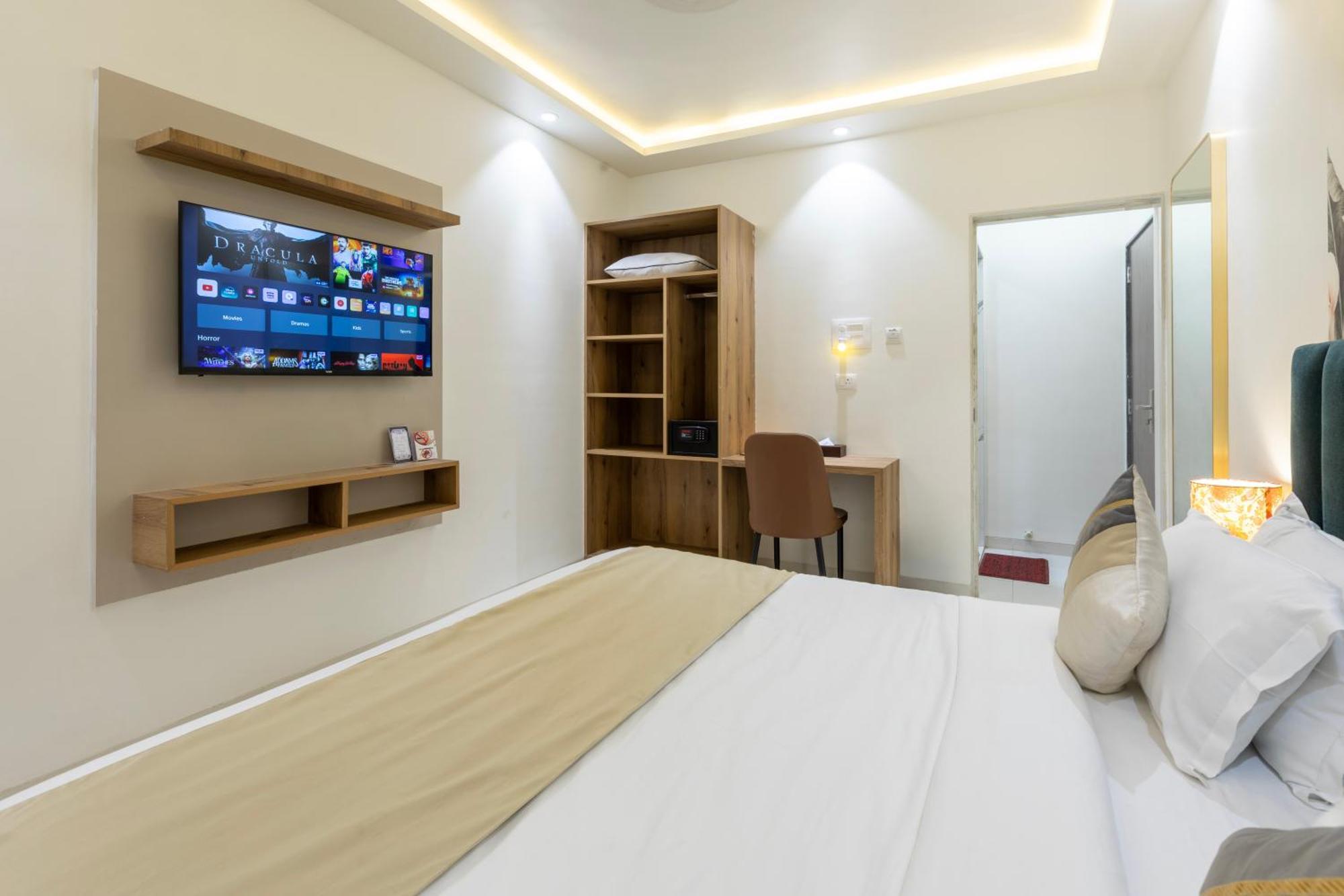 The Orion Premium Suites Мумбаи Экстерьер фото