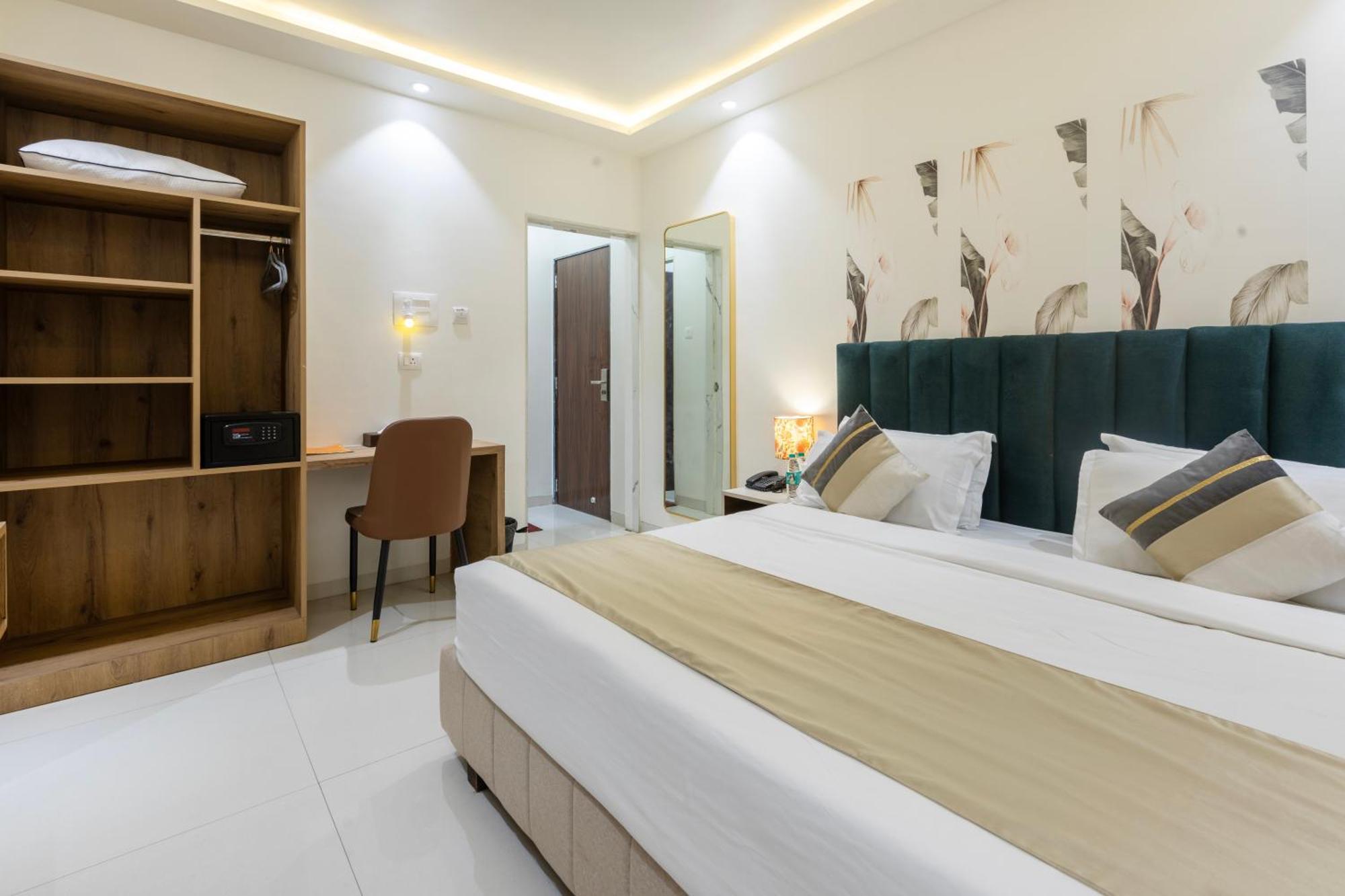 The Orion Premium Suites Мумбаи Экстерьер фото