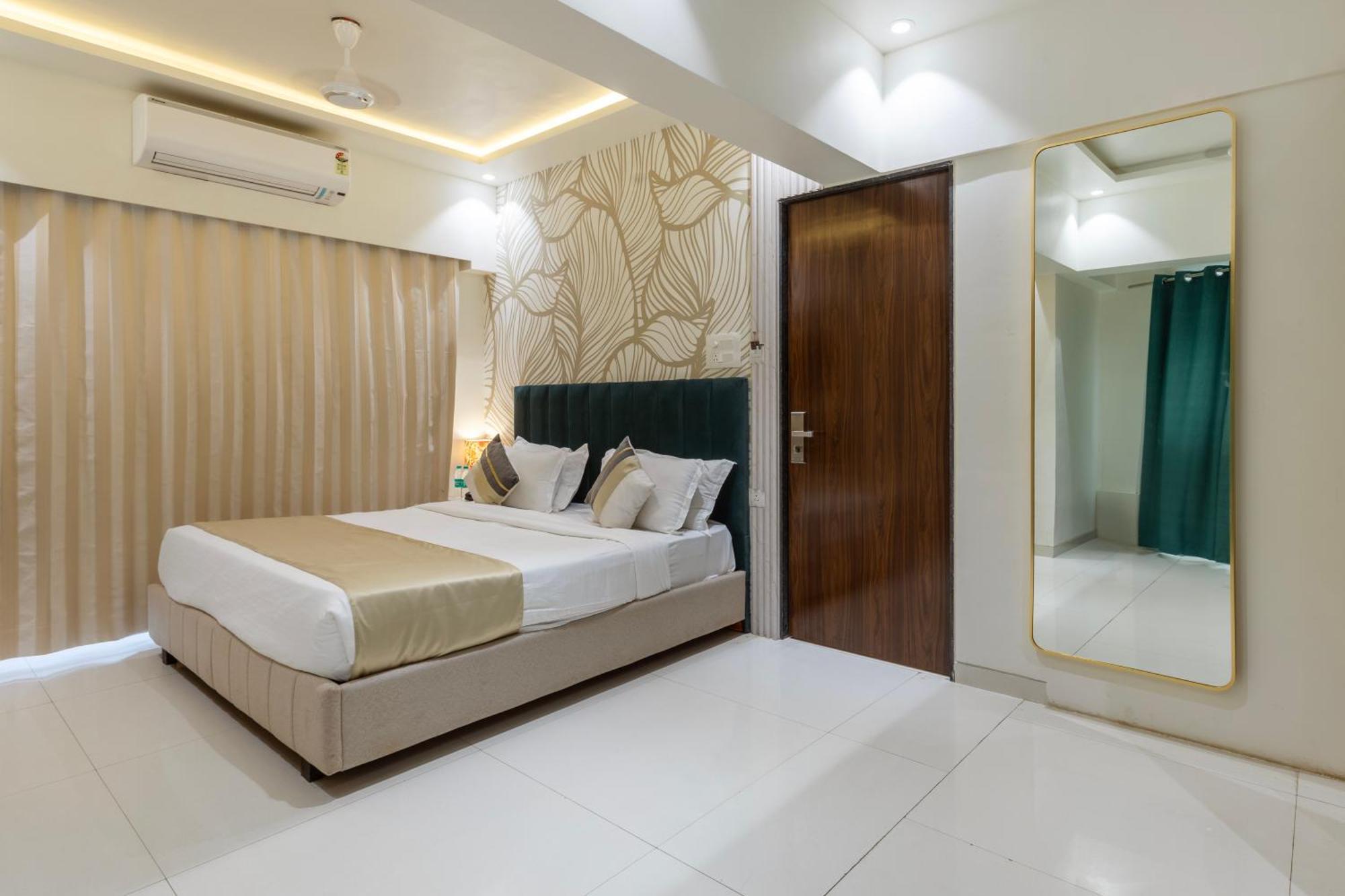 The Orion Premium Suites Мумбаи Экстерьер фото